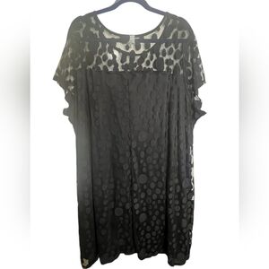 EUC Avenue Polka Dot Lace Dress